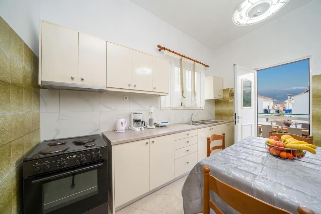 Vasilakis Apartment Sami  Buitenkant foto